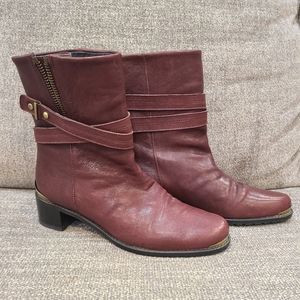 Stuart WeitzmanSlamdunk Boot
